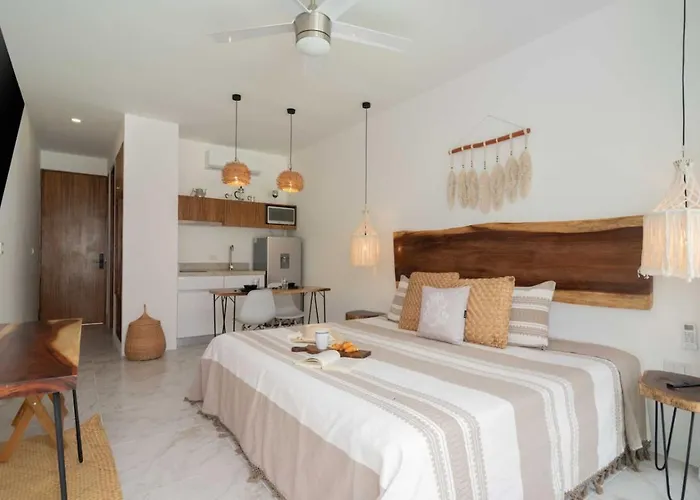 Apartment Modern And Stylish In Muuk