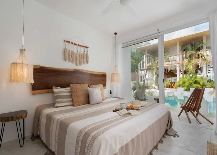 Modern And Stylish In Muuk Apartment