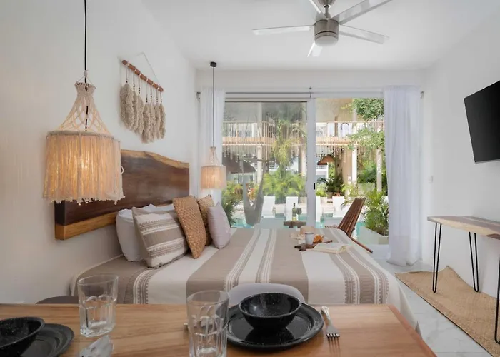 Apartment Modern And Stylish In Muuk